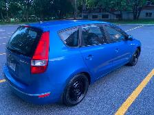 Hyundai elantra Touring 2010 - Photo 4
