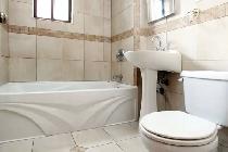 5 1/2 RENOVES METRO COTE-DES-NEIGES/COTE-SAINTE-CATHERINE - Photo 3