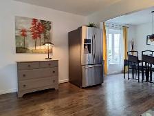 9.1-Large Sunny Rm All Included for a Working Pro.-Long or Short