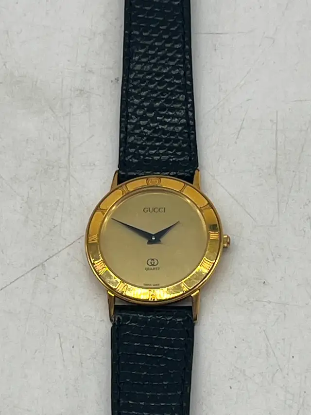 Vintage Gucci Gold Plated Ladies Watch - Working