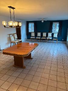 Country 2 bedroom home with beautiful sunroom for rent. - Photo 6