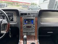 2011 Lincoln Navigator - Photo 11