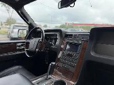 2011 Lincoln Navigator - Photo 21