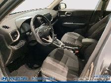 2024 Hyundai Venue PREFERRED - Photo 8