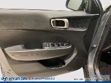 2024 Hyundai Venue PREFERRED - Photo 10