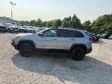 2018 Jeep Cherokee - Photo 2