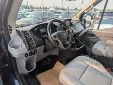 2017 Ford Transit Wagon - Photo 2