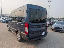 2017 Ford Transit Wagon - Photo 4