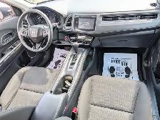 2018 Honda HR-V EX AWD | Sun-roof! | Back-up cam! | Heated seats - Photo 12