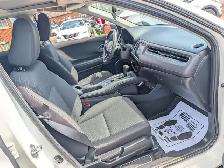 2018 Honda HR-V EX AWD | Sun-roof! | Back-up cam! | Heated seats - Photo 13