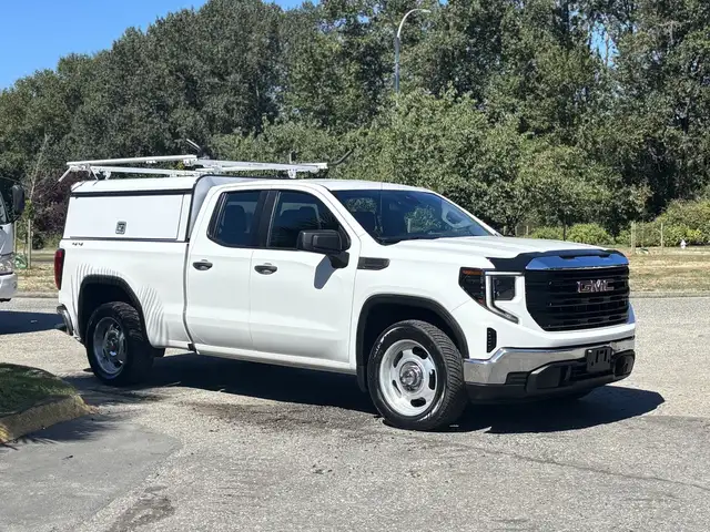 2022 GMC Sierra 1500 4x4 Pickup With Canopy