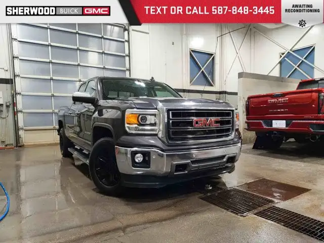 2015 GMC Sierra 1500 SLT 5.3L Z71 | Tonneau Cover
