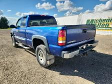 2003 GMC Sierra 2500 - Photo 17