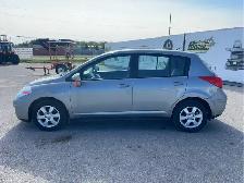 2011 Nissan Versa - Photo 8
