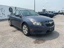 2013 Chevrolet Cruze - Photo 3