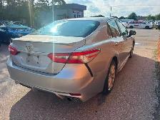 2018 Toyota Camry SE Auto 4 Cylinders - Photo 4