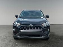 2020 Toyota RAV4 XLE - Photo 10