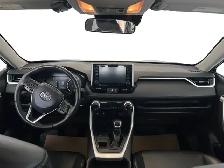 2020 Toyota RAV4 XLE - Photo 15