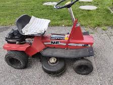 TONDEUSE    MASSEY  FERGUSON