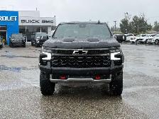 2025 Chevrolet Silverado 1500 ZR2 - Photo 2