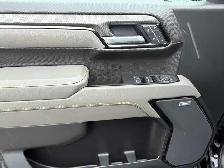2025 Chevrolet Silverado 1500 ZR2 - Photo 8