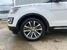2016 Ford Explorer Platinum AWD 7 Passenger | One Owner | Comman - Photo 10