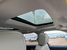2016 Ford Explorer Platinum AWD 7 Passenger | One Owner | Comman - Photo 22