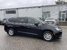 2025 Chrysler Grand Caravan SXT/3.6L/V6/LEATHER/B.CAM/P.DOORS/H.
