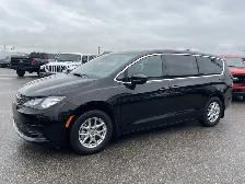 2025 Chrysler Grand Caravan SXT/3.6L/V6/LEATHER/B.CAM/P.DOORS/H. - Photo 3