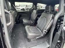 2025 Chrysler Grand Caravan SXT/3.6L/V6/LEATHER/B.CAM/P.DOORS/H. - Photo 14