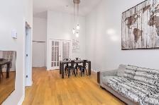 Luxury 4 ½ Condo (750 sq ft) with 12ft Ceilings | Quartier des S - Photo 2