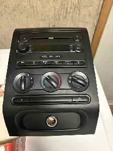 Ford F150 F-150 04-8Heater ACClimate Control Radio Control Dash