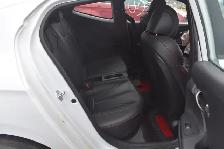2020 Hyundai Veloster - Photo 21