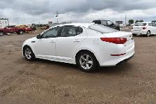 2014 Kia Optima LX - Photo 2