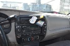 1998 Ford Explorer XLT 4-Door 4WD - Photo 10