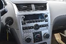 2011 Chevrolet Malibu LS - Photo 11