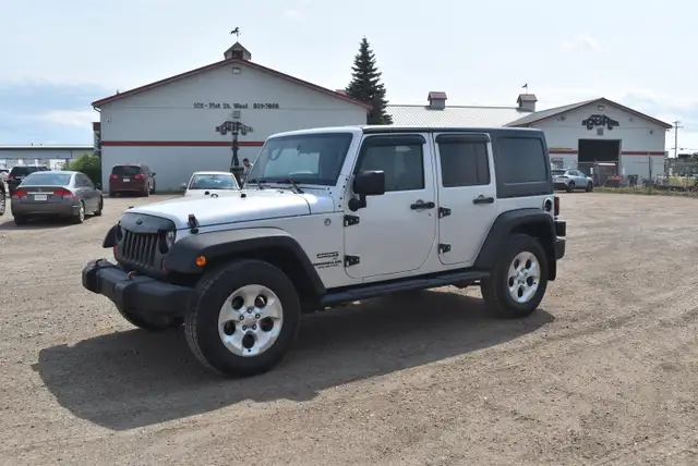 2012 Jeep Wrangler Unlimited Sport 4WD