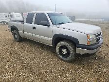 2006 Chevrolet 1500 - Photo 2