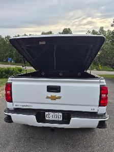 2016 Chevy Silverado LT - Photo 4