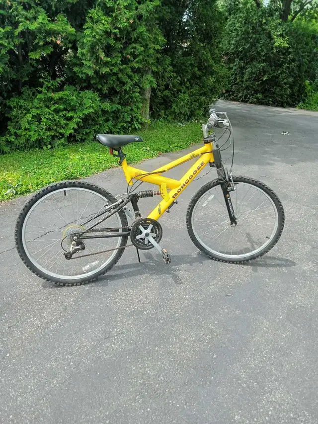 vélo mongoose D40