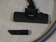 BISSELL Compact Canister Vacuum Cleaner. LIKE NEW - Photo 8