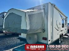 2010 FOREST RIVER ROCKWOOD ROO 235S Hybrid - Photo 5