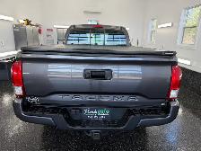 2016 Toyota Tacoma SR  Rear wheel drive - Photo 4
