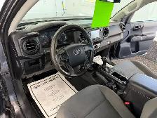 2016 Toyota Tacoma SR  Rear wheel drive - Photo 9