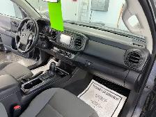 2016 Toyota Tacoma SR  Rear wheel drive - Photo 10
