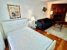 Furnished Main Floor Room for Rent (for male), 16th & Yonge