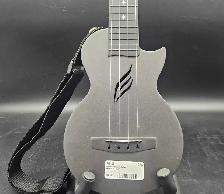 Enya Ukulele - Photo 2