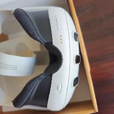 Meta Quest 3 128GB VR Headset - Photo 3