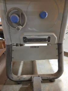 DELTA 36-725 Table Saw, good condition - Photo 3