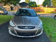Hyundai Elantra - Photo 2
